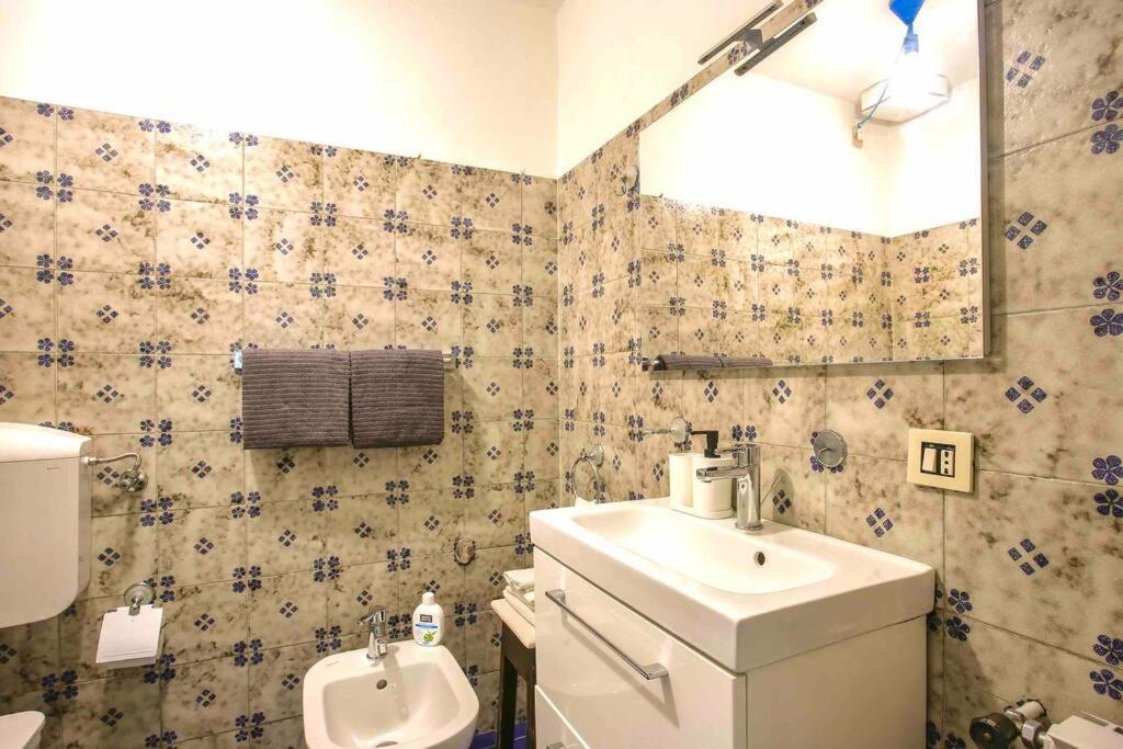 Hidden Gem Near Ponte Vecchio & Piazza Del Duomo Apartamento Florença